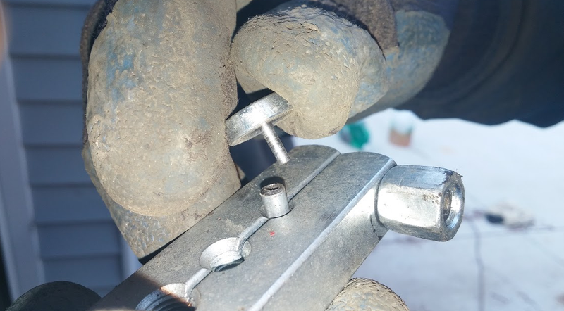 Illustration for article titled Here's How You Can Replace Your Rusty Brake Lines